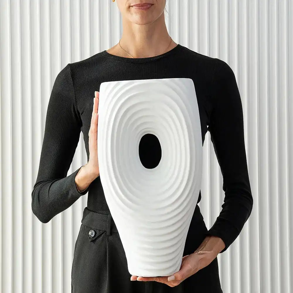 Elvia Arneson